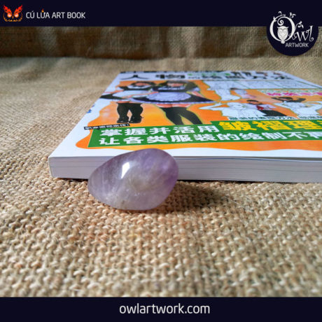 owlartwork-sach-artbook-day-ve-nep-gap-quan-ao-02-15